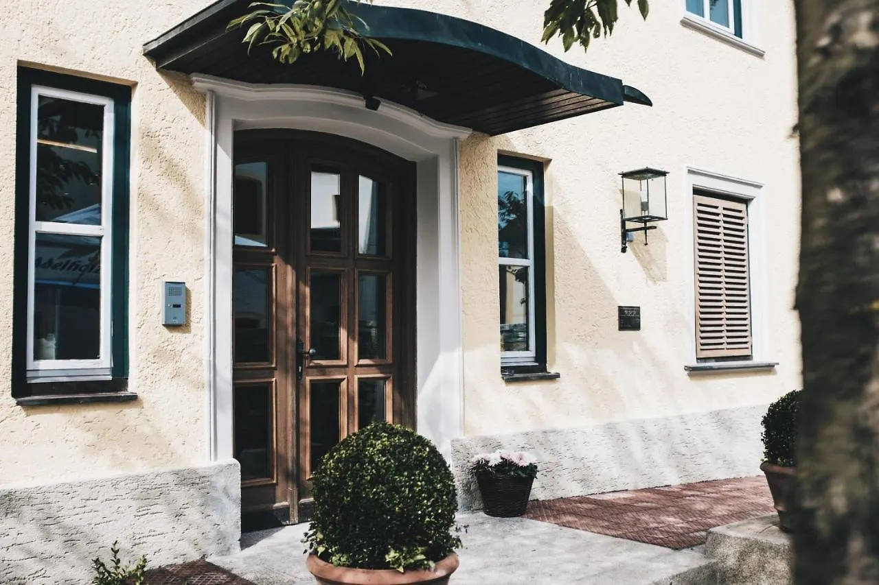 Angermühle Landgasthof Altenmarkt an der Alz 3*,
